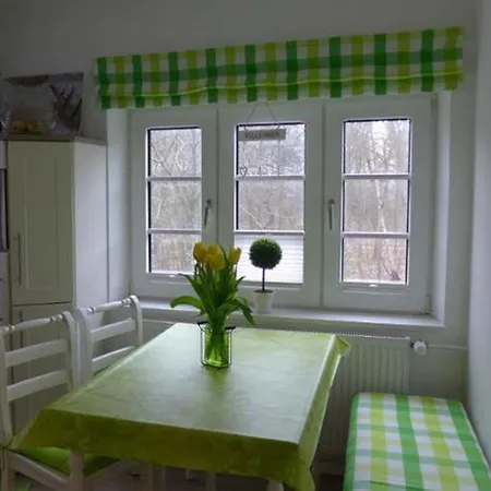 Haus Am Walde - Og Apartment